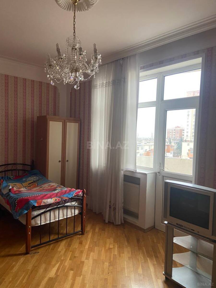3 otaqlı Yeni tikili, Memar Əcəmi m., Bakı