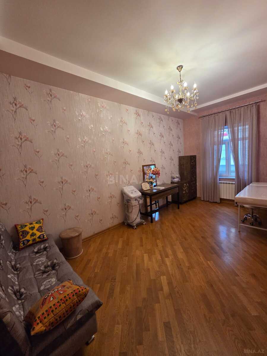 6 otaqlı Həyət evi/Bağ evi, 9-cu mikrorayon q., Bakı