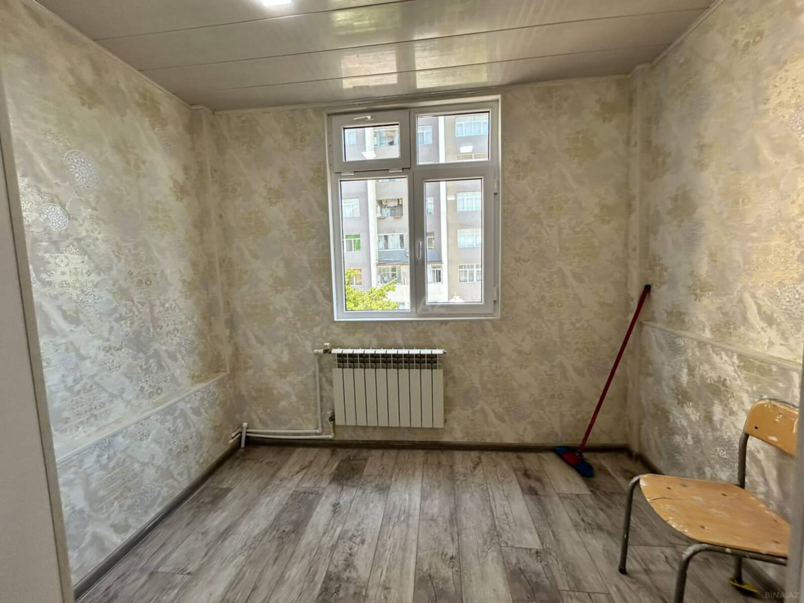 2 otaqlı Köhnə tikili, Qara Qarayev m., Bakı