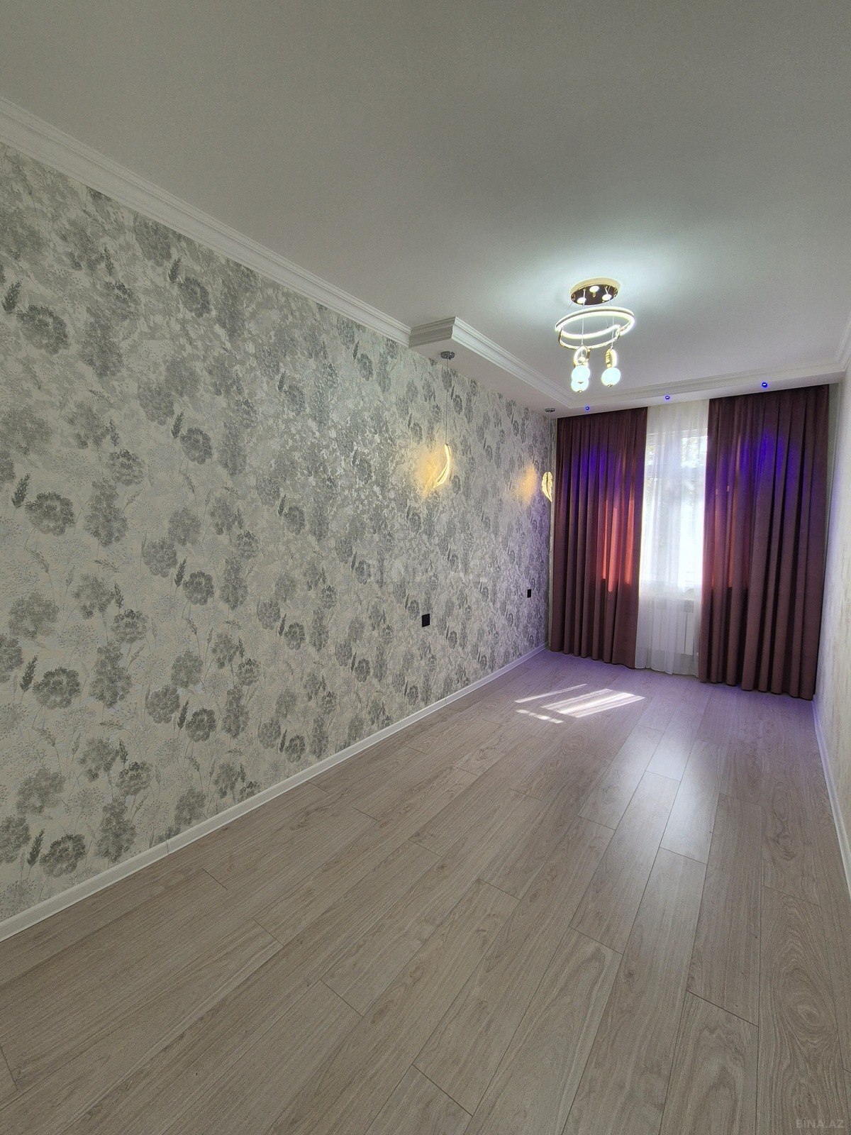 2 otaqlı Köhnə tikili, Azadlıq Prospekti m., Bakı