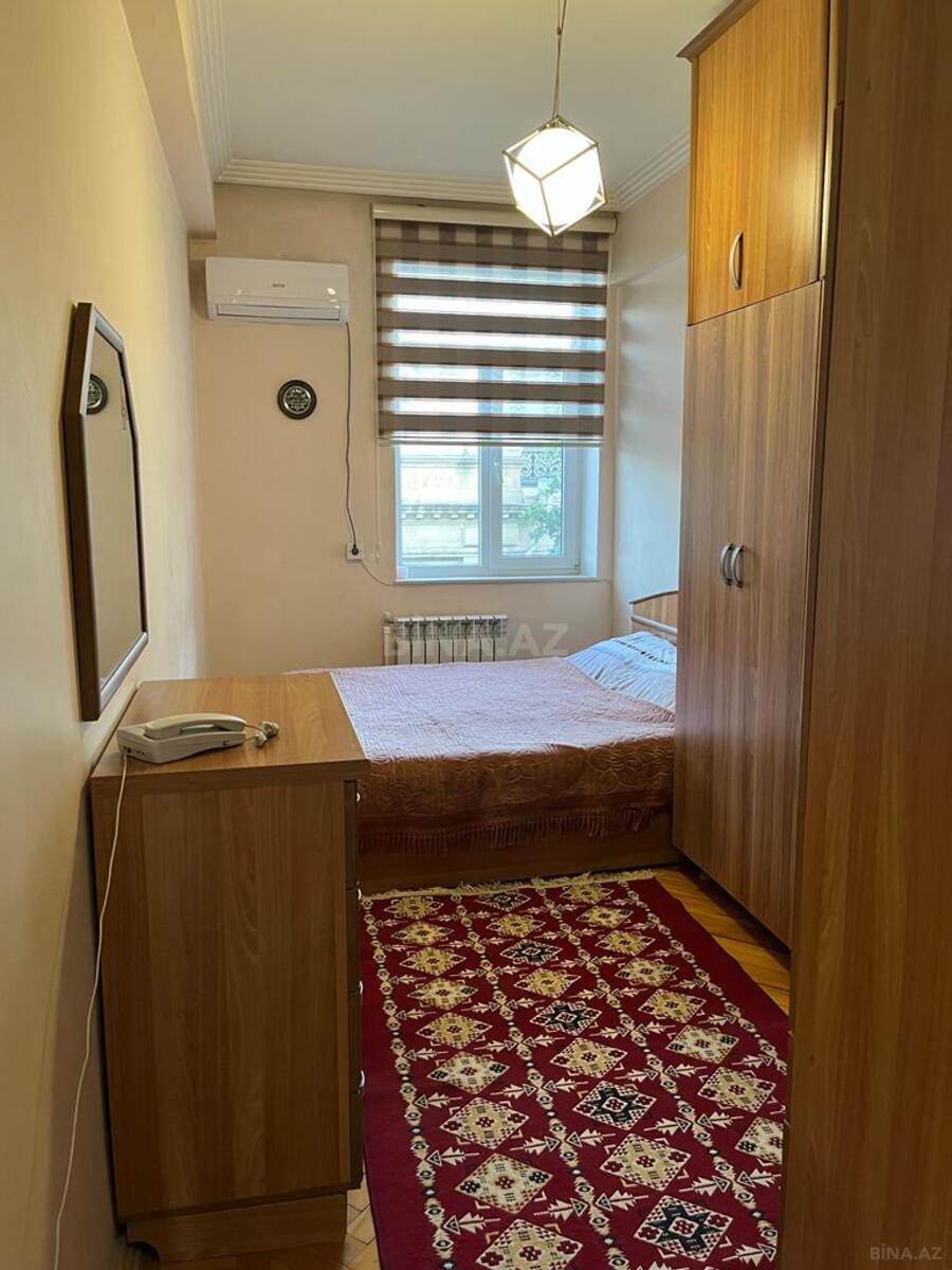 2 otaqlı Köhnə tikili, Sahil m., Bakı