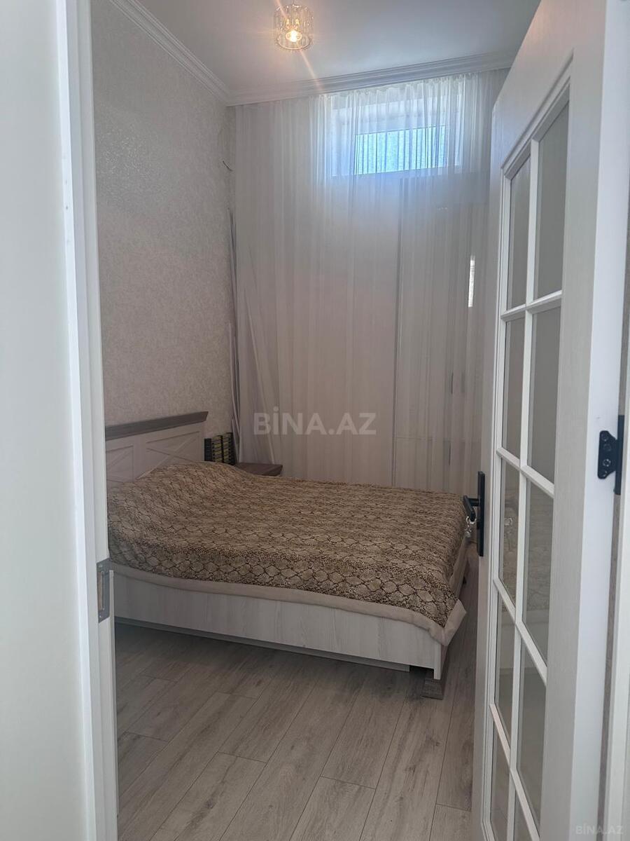 2 otaqlı Köhnə tikili, Nizami m., Bakı