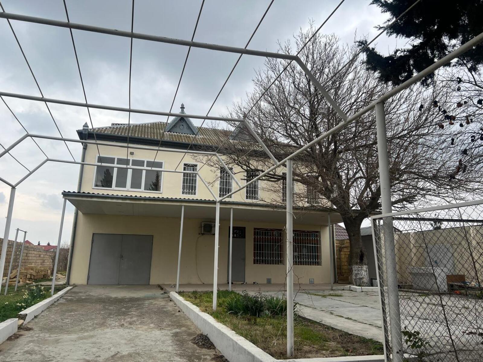 4 otaqlı Həyət evi/Bağ evi, Novxanı q., Bakı