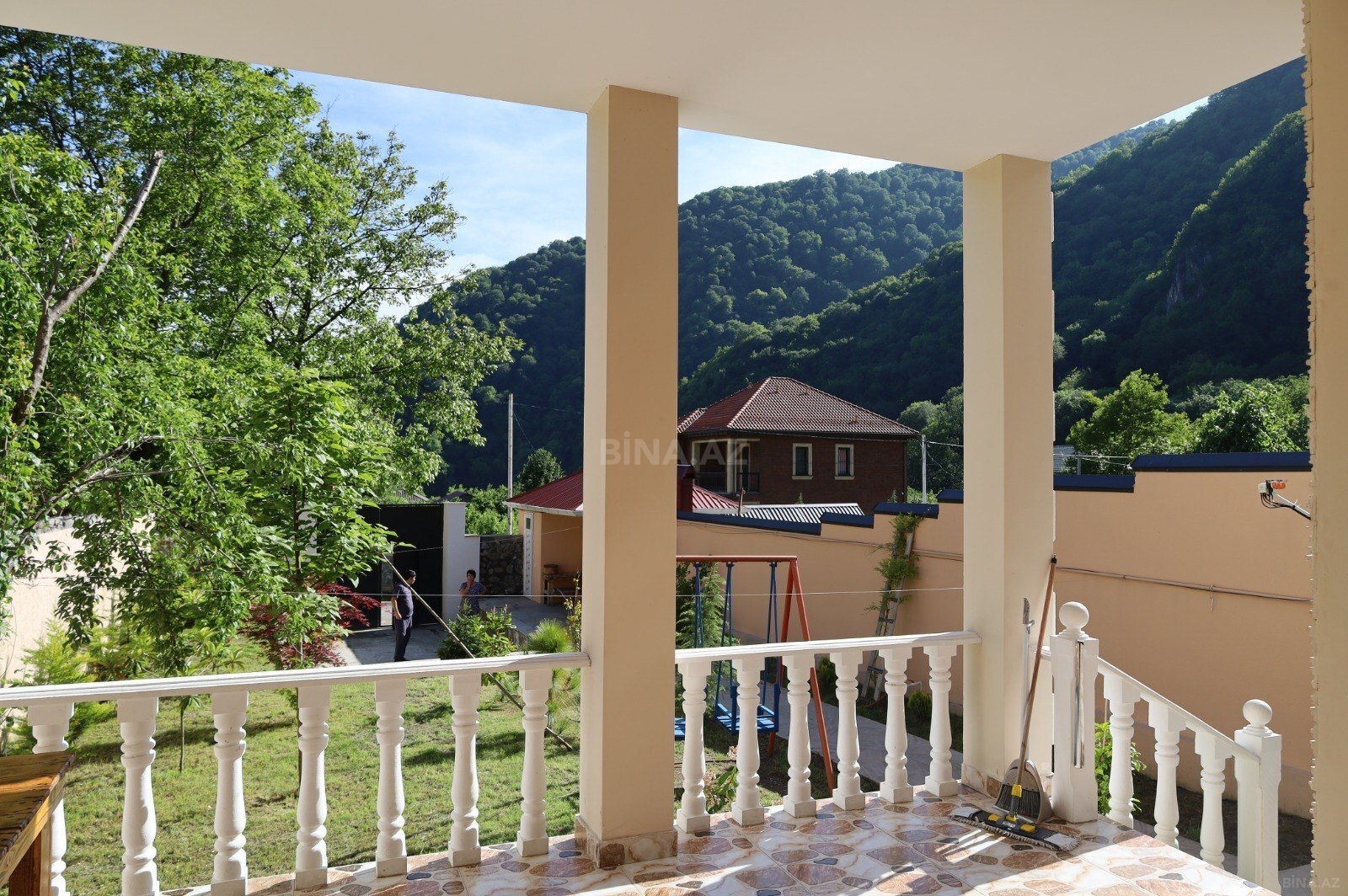 6 otaqlı Həyət evi/Bağ evi, Qax