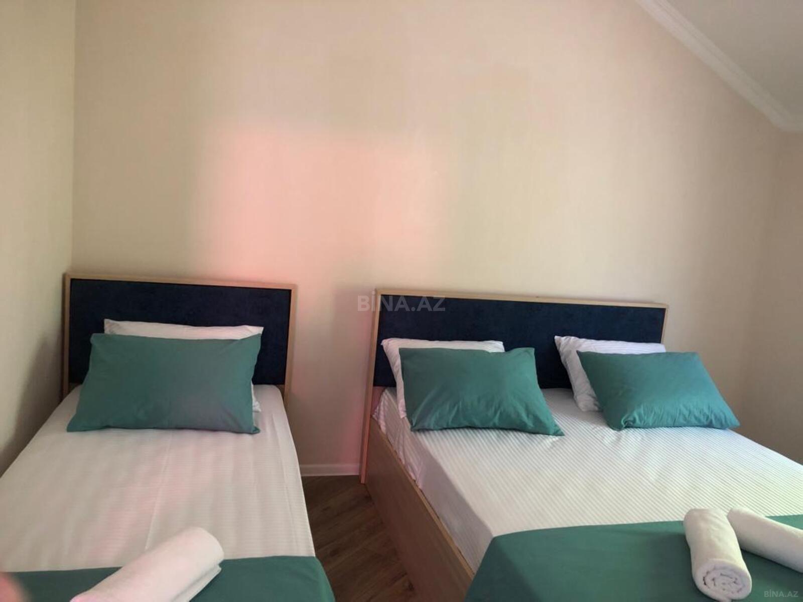 7 otaqlı Həyət evi/Bağ evi, Qax