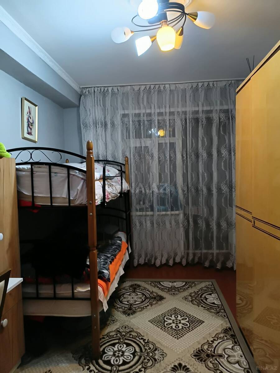 3 otaqlı Köhnə tikili, Elmlər Akademiyası m., Bakı