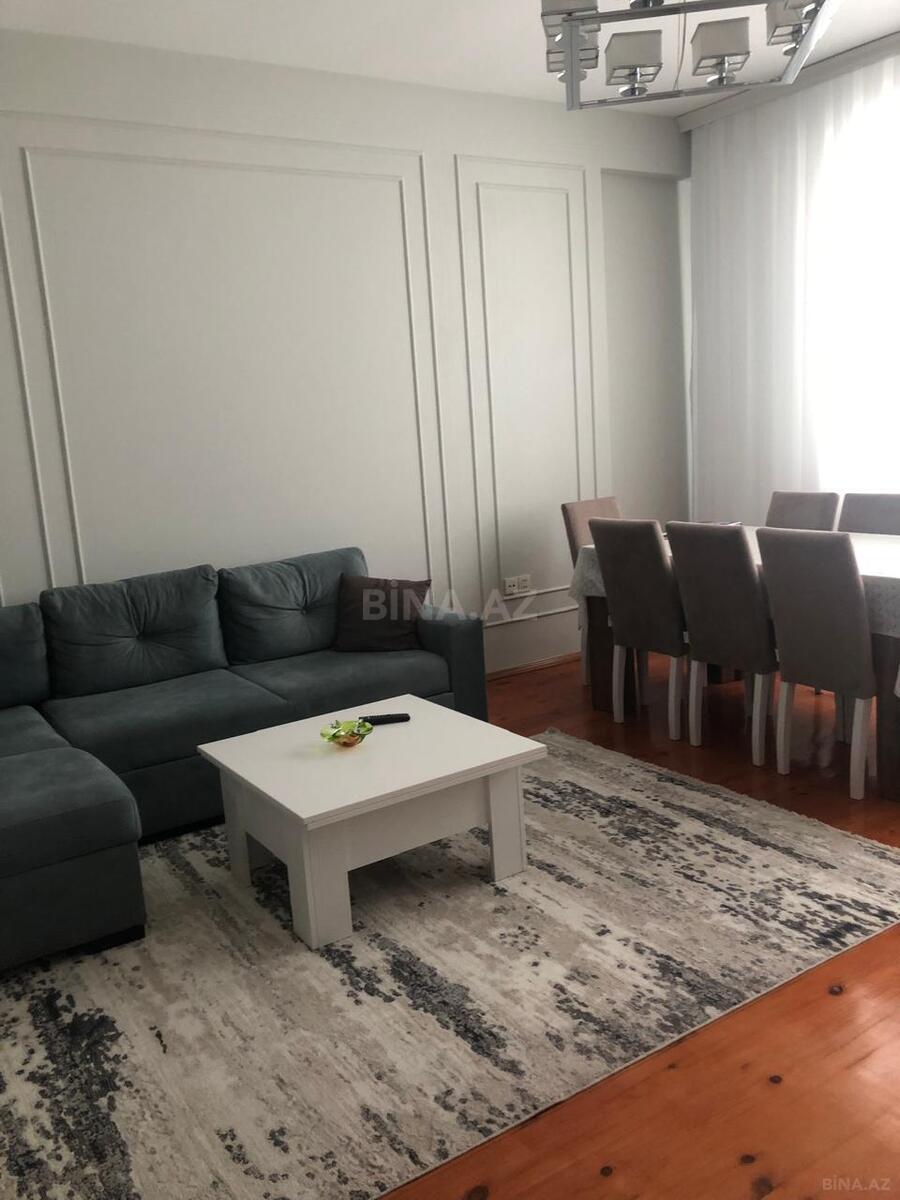 3 otaqlı Yeni tikili, Neftçilər m., Bakı