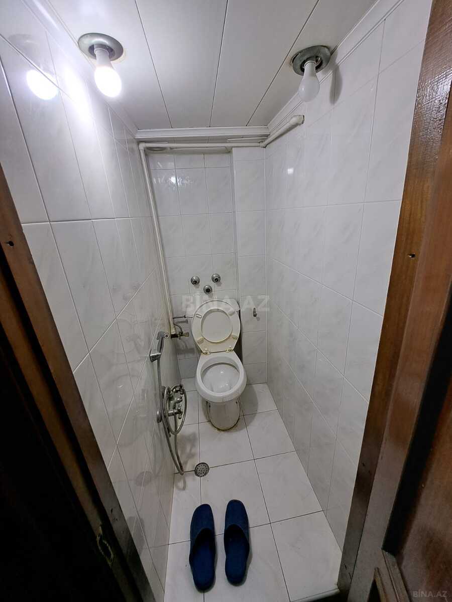 3 otaqlı Köhnə tikili, Xalqlar Dostluğu m., Bakı