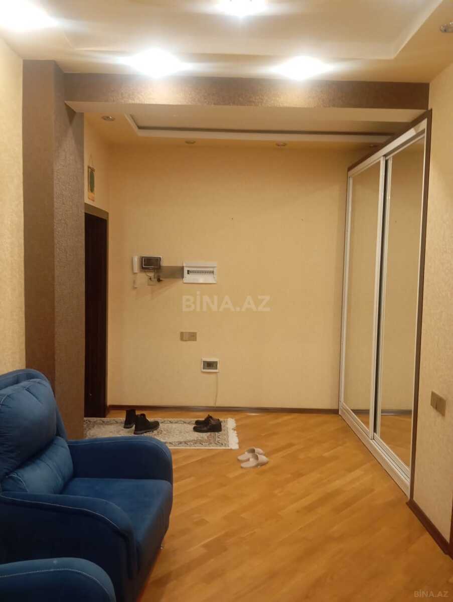 3 otaqlı Yeni tikili, Şah İsmayıl Xətai m., Bakı