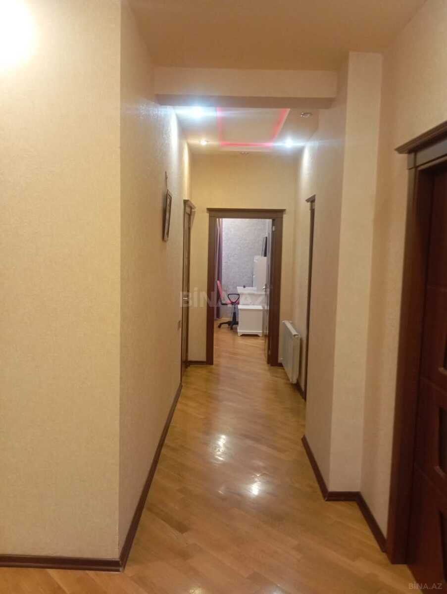 3 otaqlı Yeni tikili, Şah İsmayıl Xətai m., Bakı
