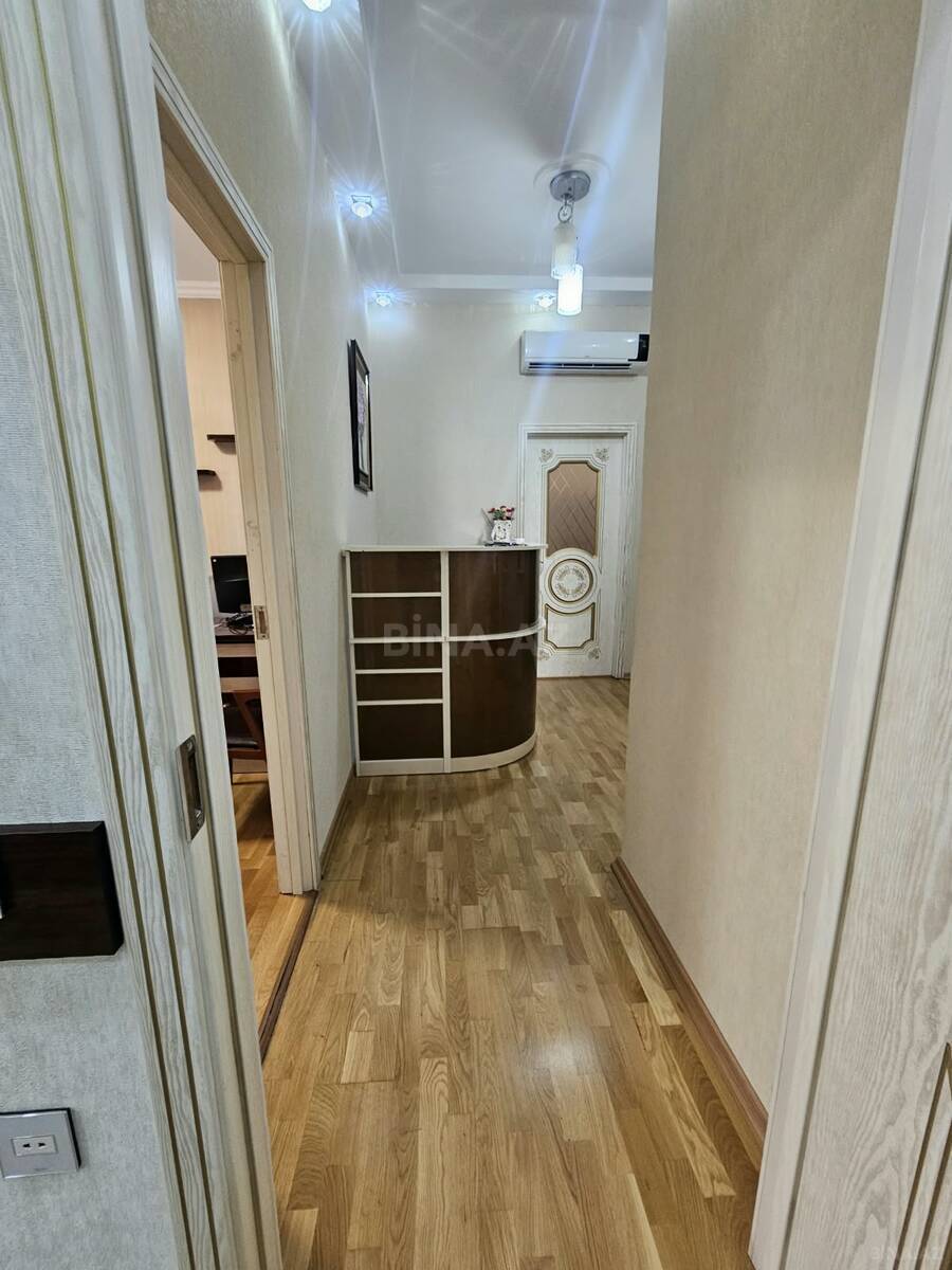 3 otaqlı Yeni tikili, İnşaatçılar m., Bakı