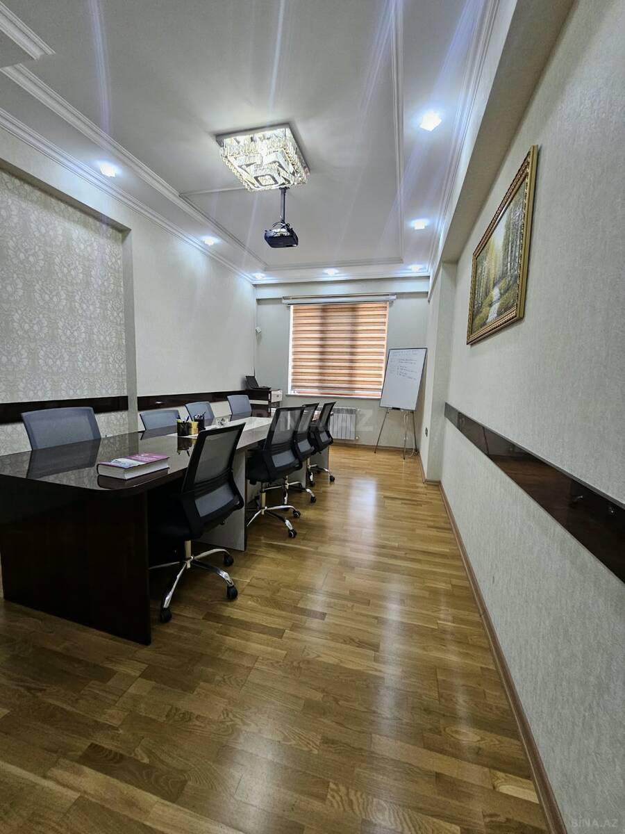 3 otaqlı Yeni tikili, İnşaatçılar m., Bakı
