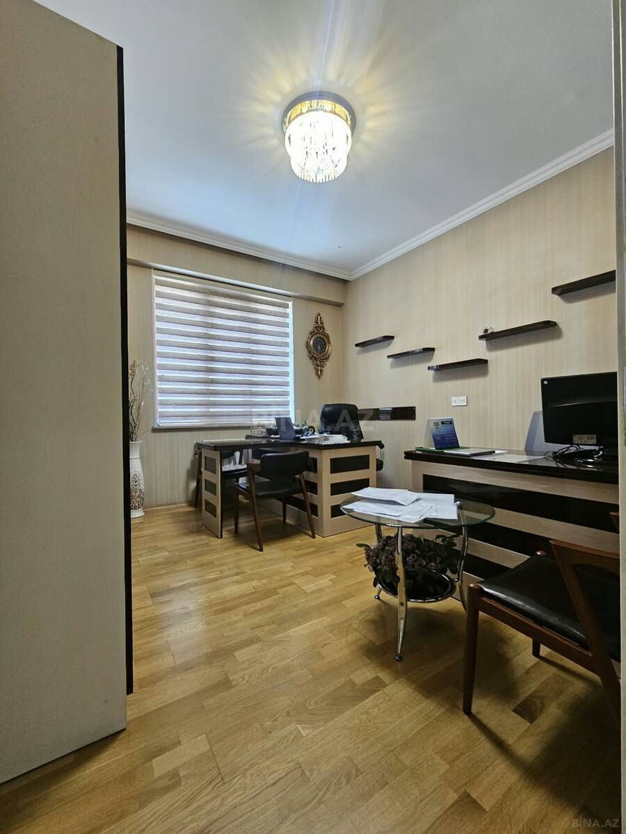 3 otaqlı Yeni tikili, İnşaatçılar m., Bakı