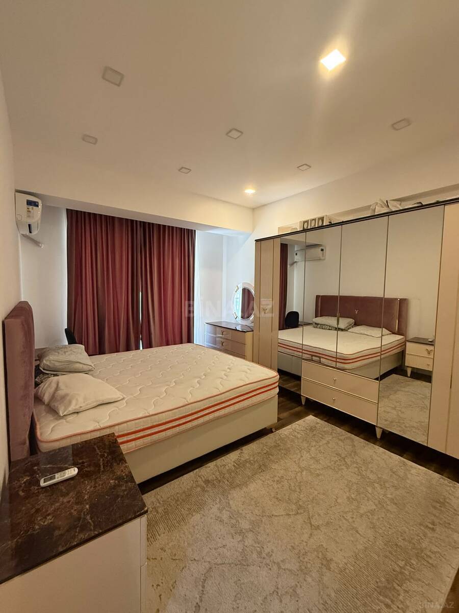 3 otaqlı Yeni tikili, Şah İsmayıl Xətai m., Bakı