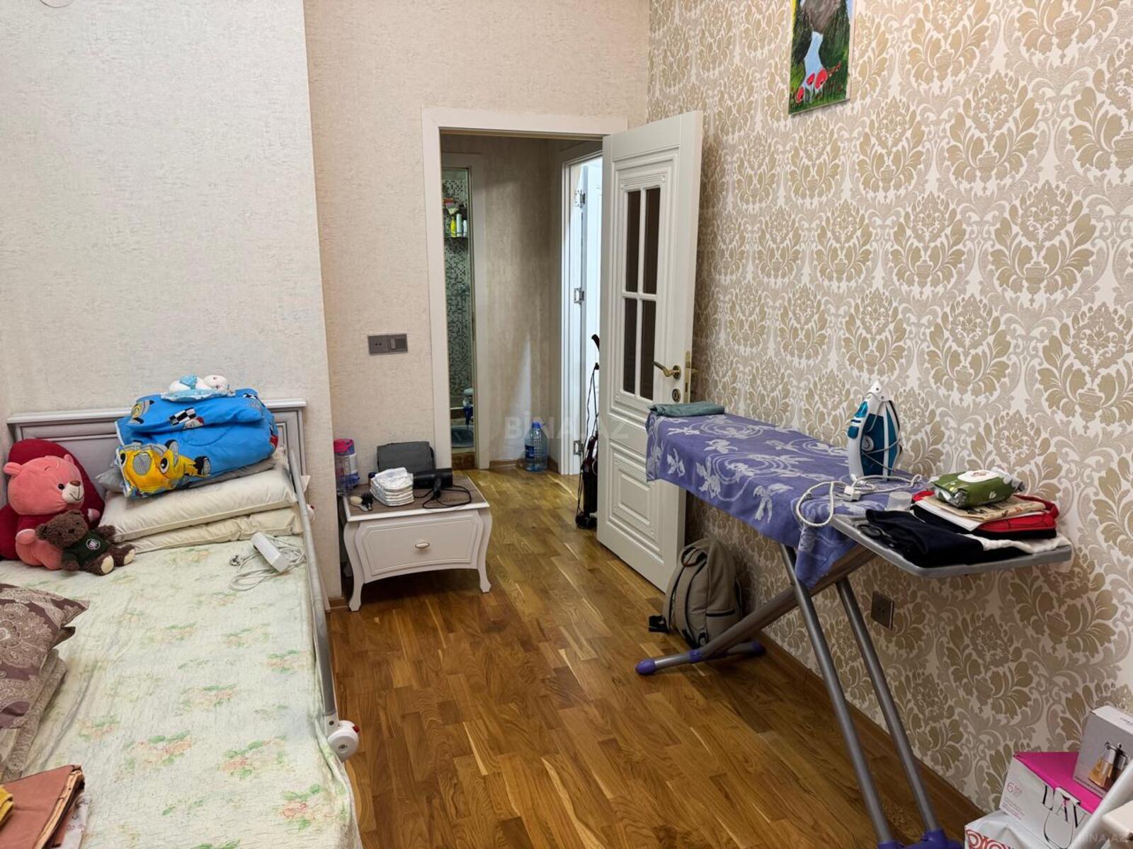 3 otaqlı Yeni tikili, Azadlıq Prospekti m., Bakı