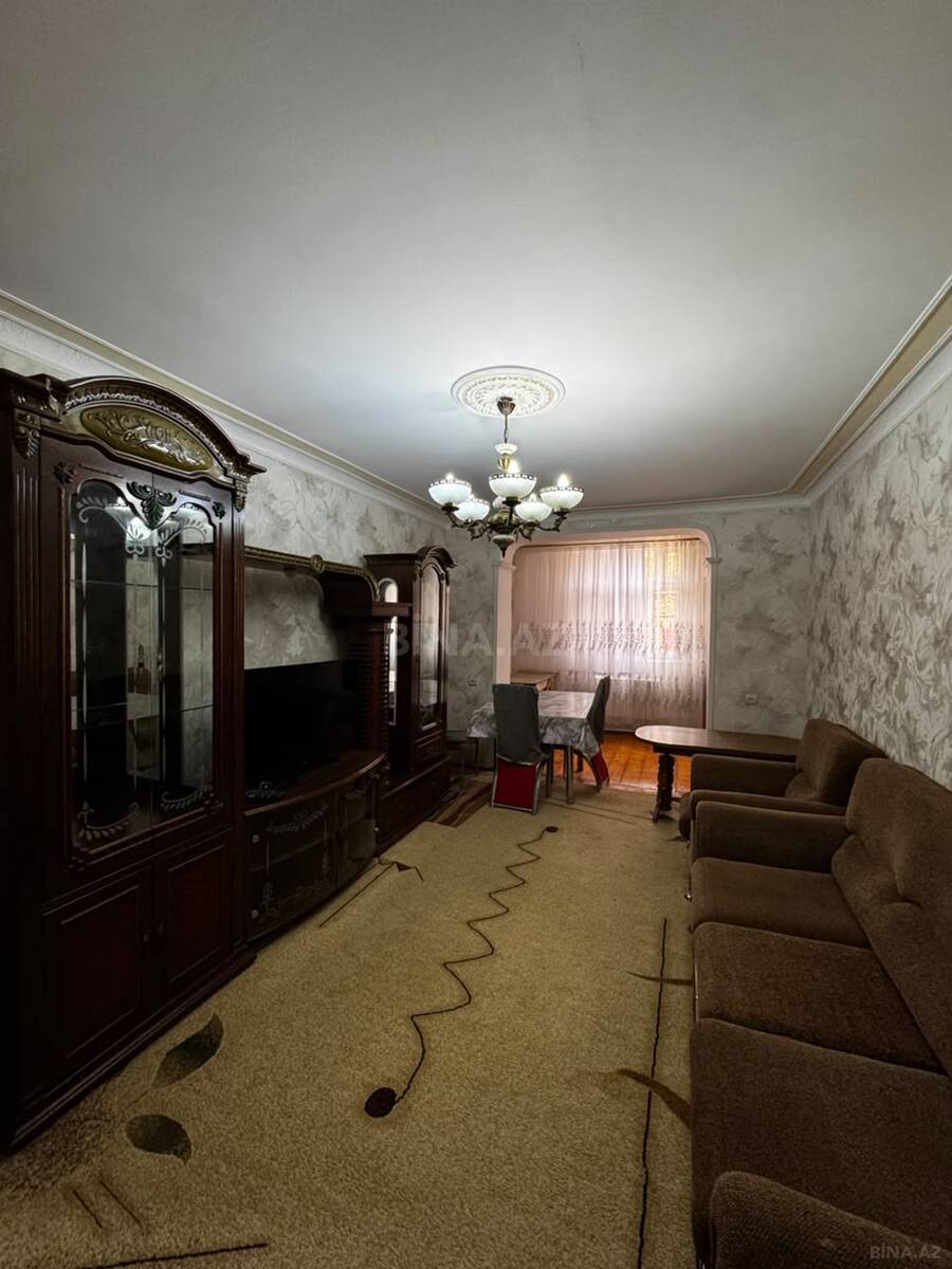 3 otaqlı Köhnə tikili, Xətai r., Bakı