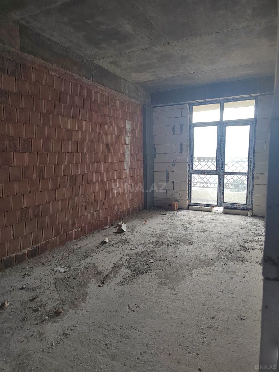 4 otaqlı Yeni tikili, Qara Qarayev m., Bakı