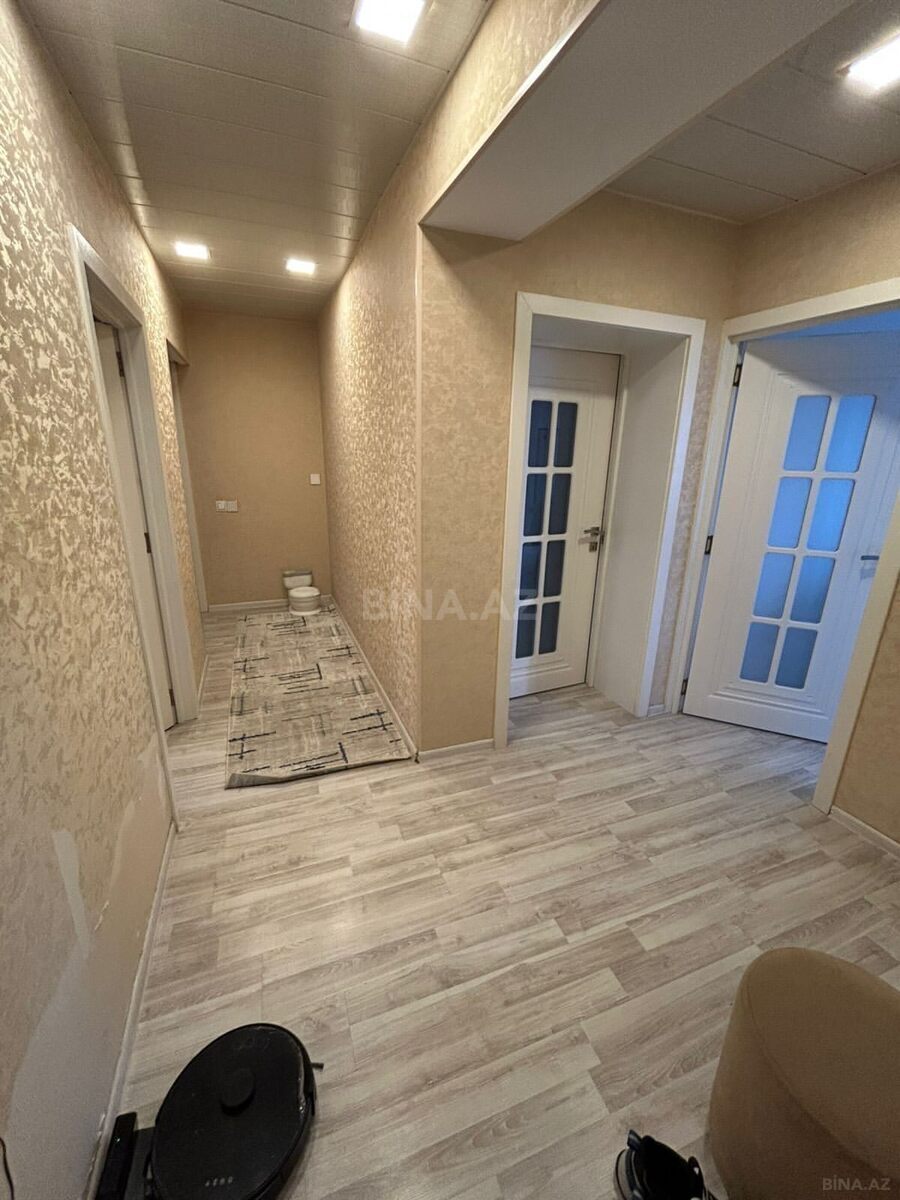 3 otaqlı Köhnə tikili, Elmlər Akademiyası m., Bakı