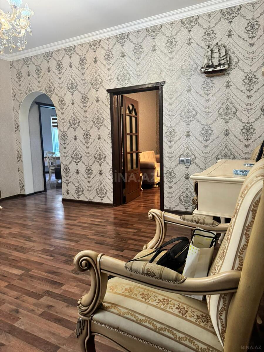 2 otaqlı Köhnə tikili, İnşaatçılar m., Bakı