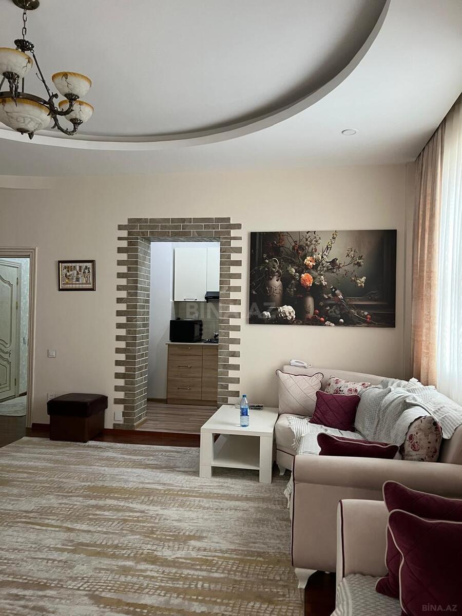 3 otaqlı Yeni tikili, 28 May m., Bakı