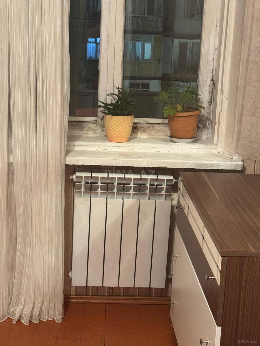 3 otaqlı Köhnə tikili, Elmlər Akademiyası m., Bakı