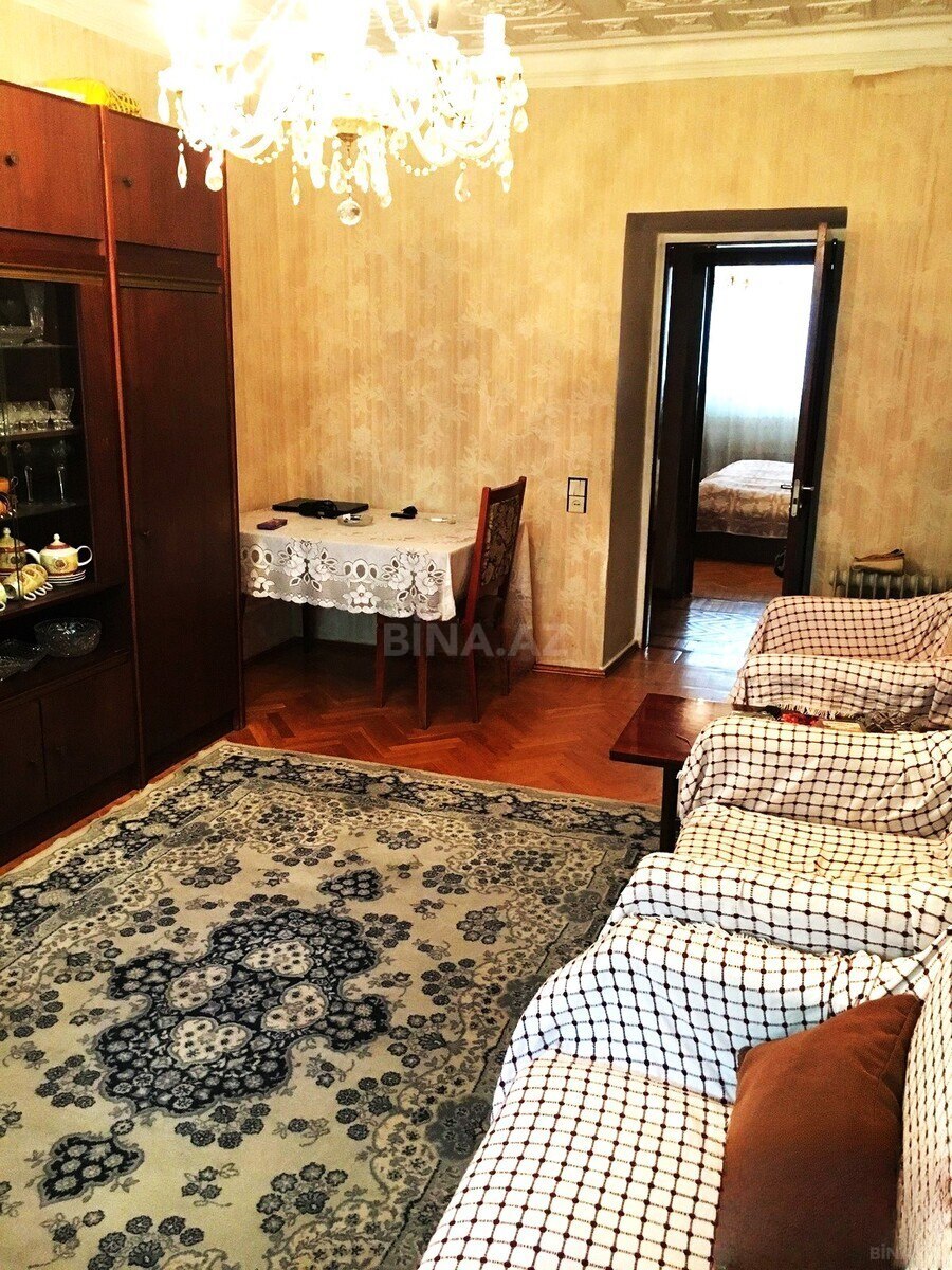 3 otaqlı Köhnə tikili, İçəri Şəhər m., Bakı