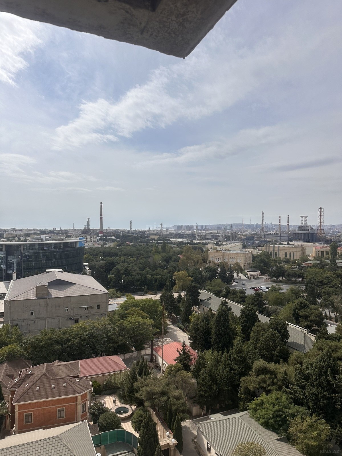 3 otaqlı Yeni tikili, Qara Qarayev m., Bakı