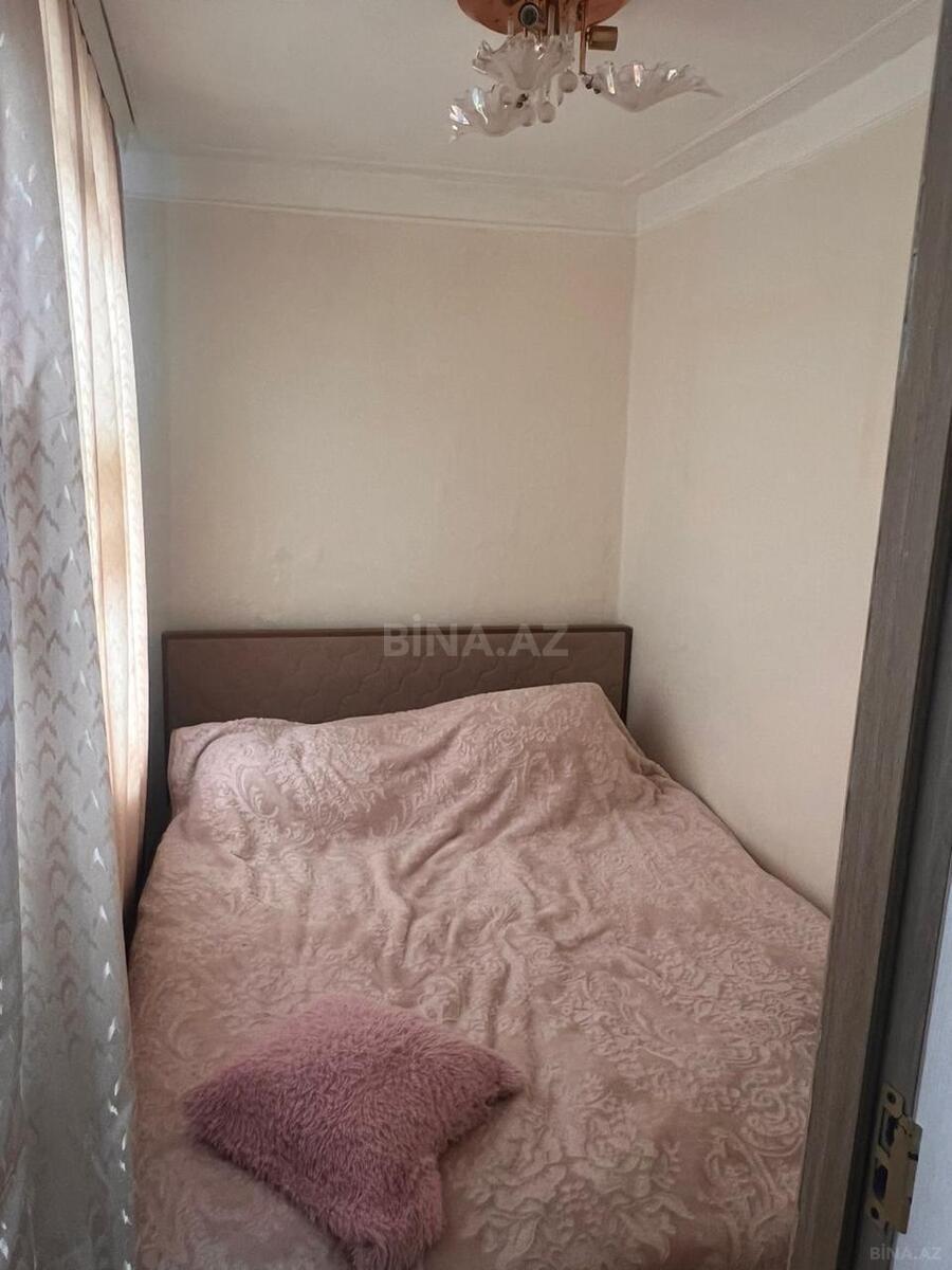 2 otaqlı Köhnə tikili, Elmlər Akademiyası m., Bakı