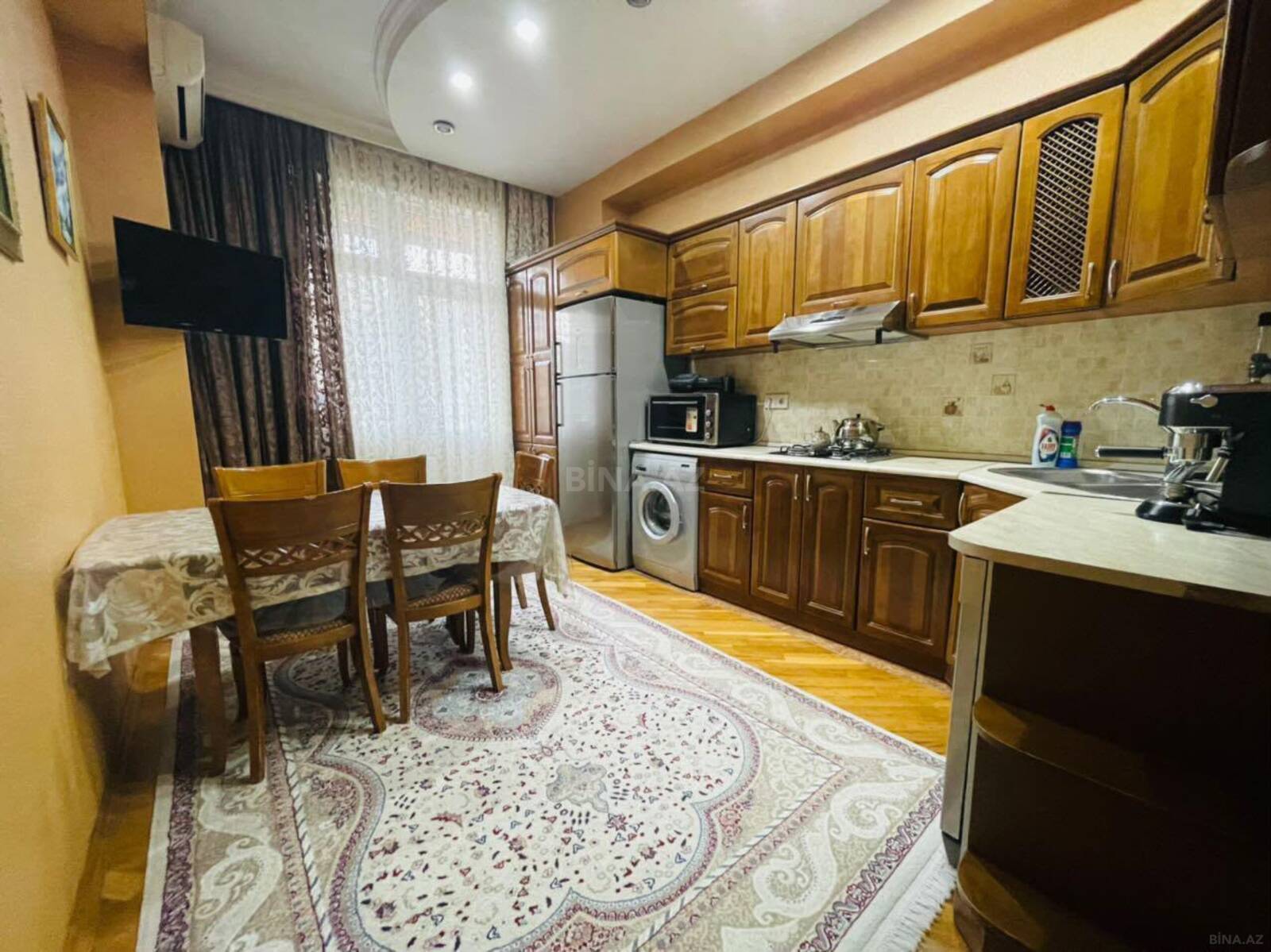 4 otaqlı Yeni tikili, Azadlıq Prospekti m., Bakı