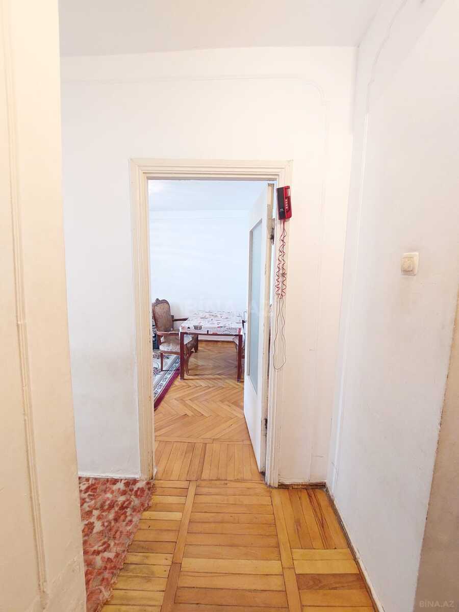 1 otaqlı Köhnə tikili, Neftçilər m., Bakı