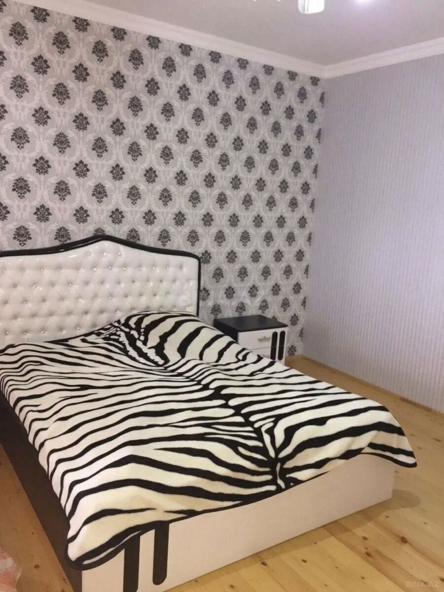 4 otaqlı Həyət evi/Bağ evi, Abşeron r., Bakı