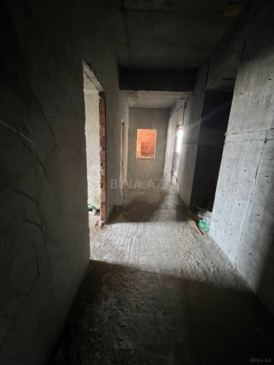 4 otaqlı Yeni tikili, Şah İsmayıl Xətai m., Bakı