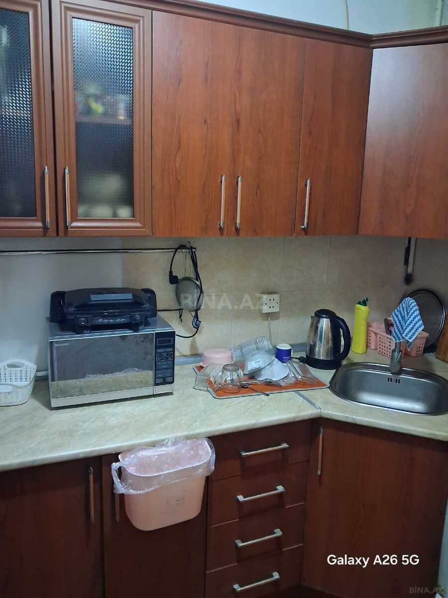 2 otaqlı Köhnə tikili, Əhmədli m., Bakı