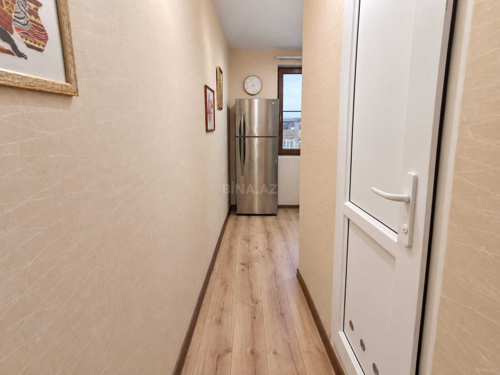 1 otaqlı Köhnə tikili, Qara Qarayev m., Bakı