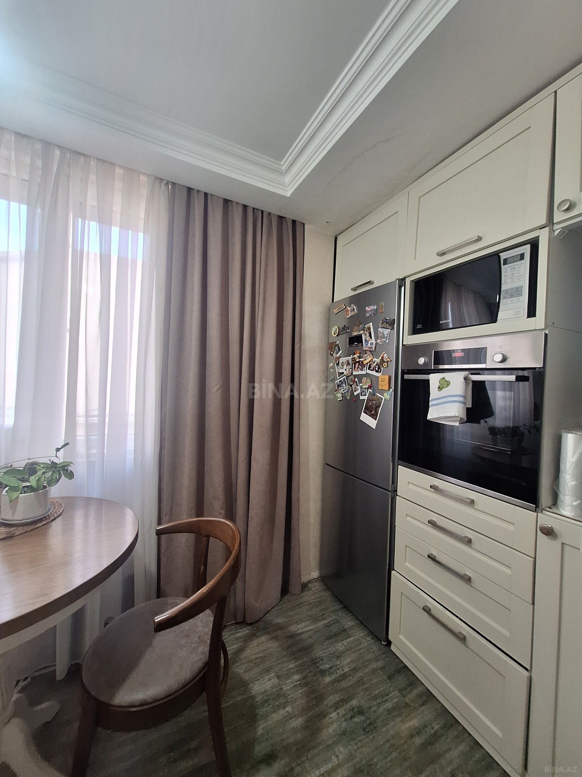 3 otaqlı Köhnə tikili, İnşaatçılar m., Bakı