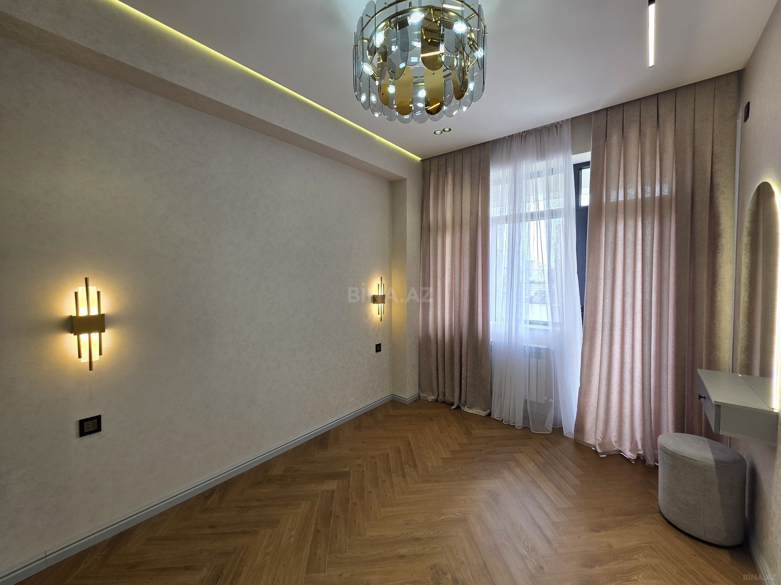 2 otaqlı Yeni tikili, Neftçilər m., Bakı