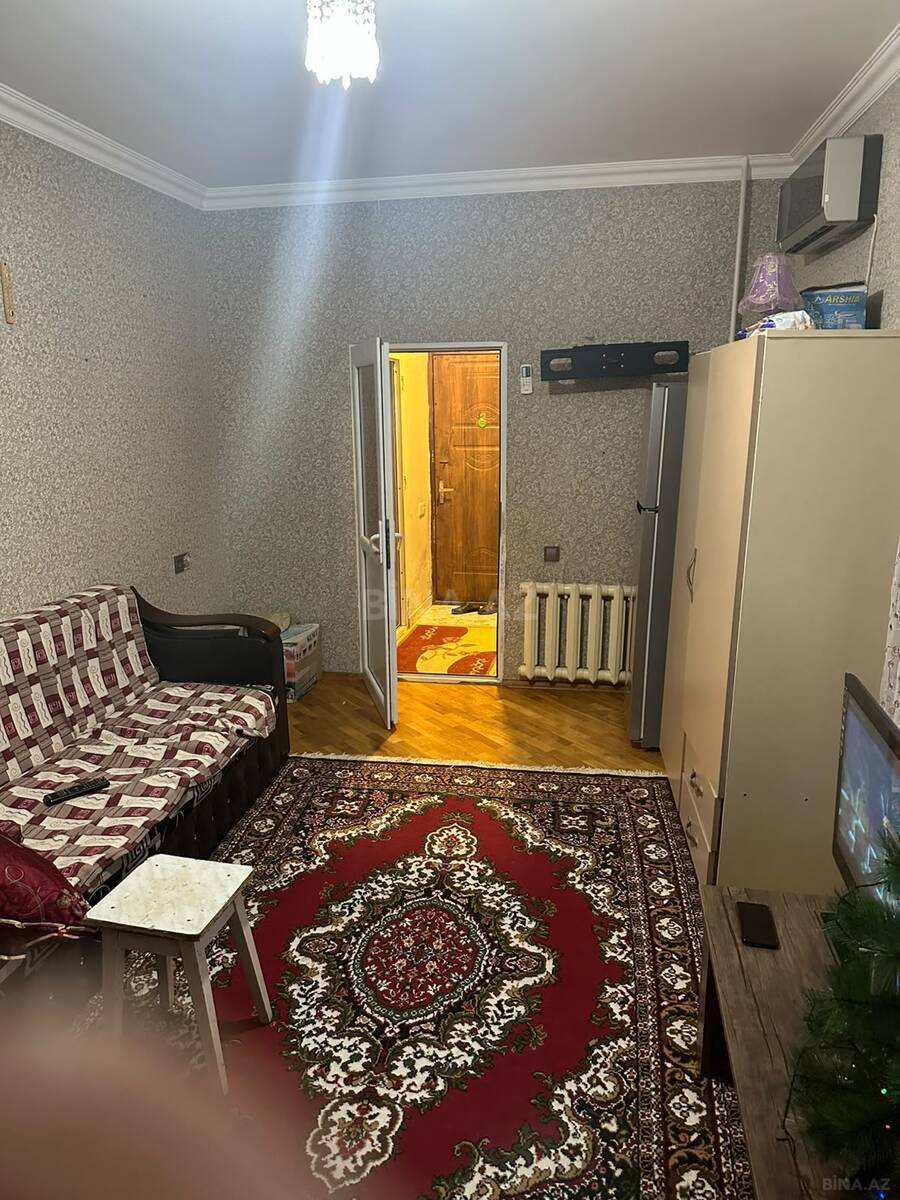 4 otaqlı Köhnə tikili, Yeni Günəşli q., Bakı
