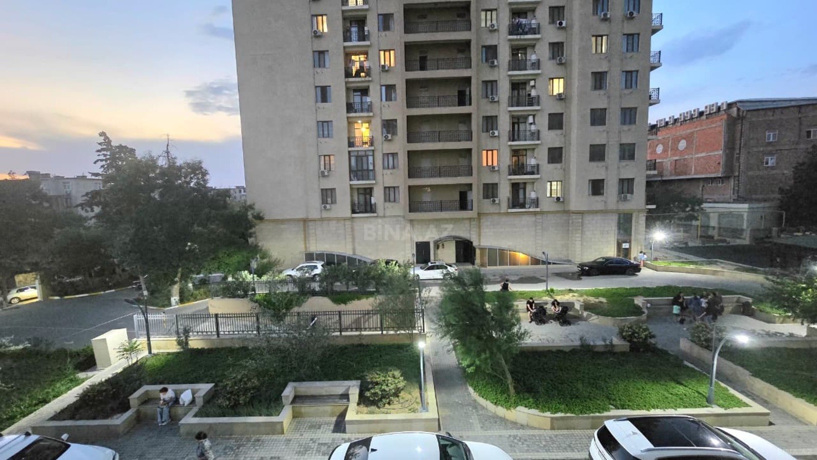3 otaqlı Yeni tikili, Neftçilər m., Bakı