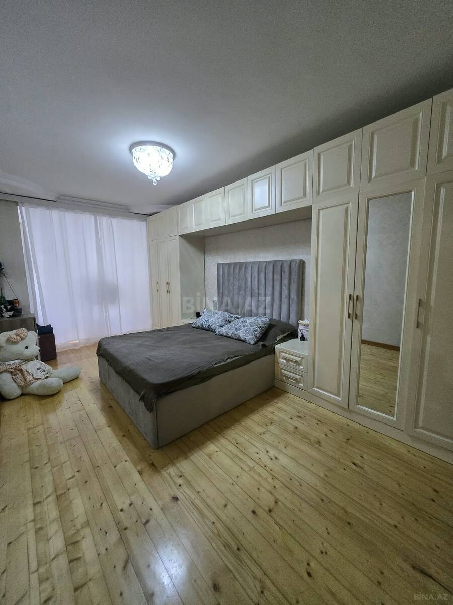 4 otaqlı Köhnə tikili, Əhmədli q., Bakı