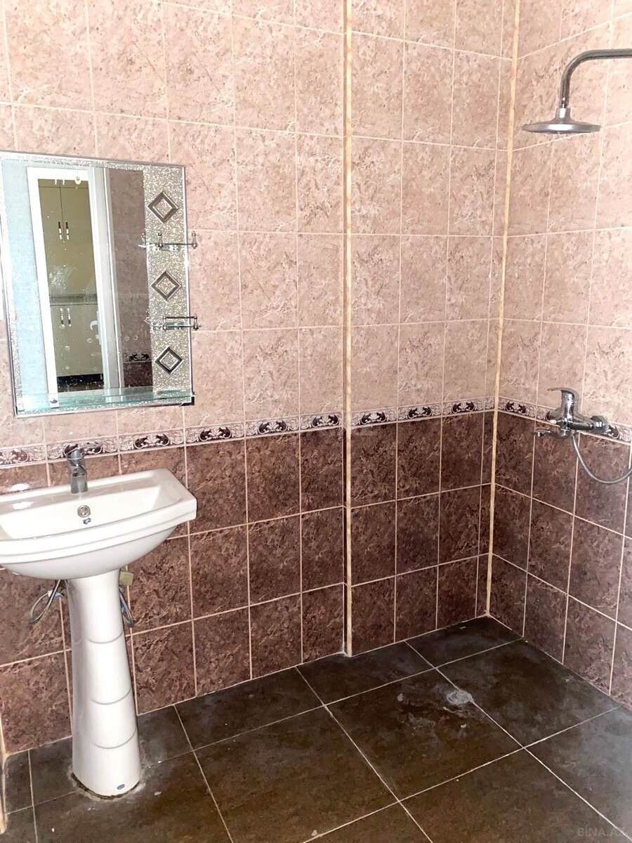 2 otaqlı Yeni tikili, Qara Qarayev m., Bakı