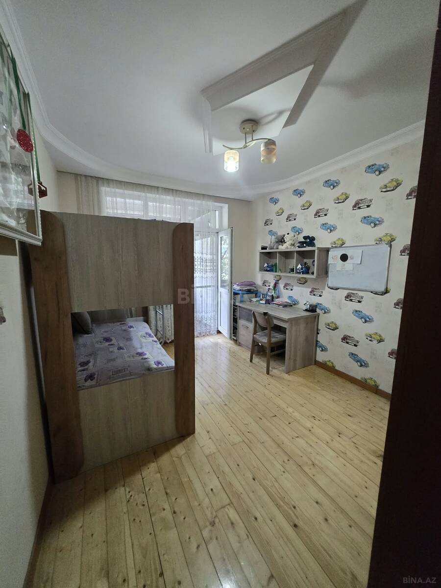 4 otaqlı Köhnə tikili, Əhmədli q., Bakı
