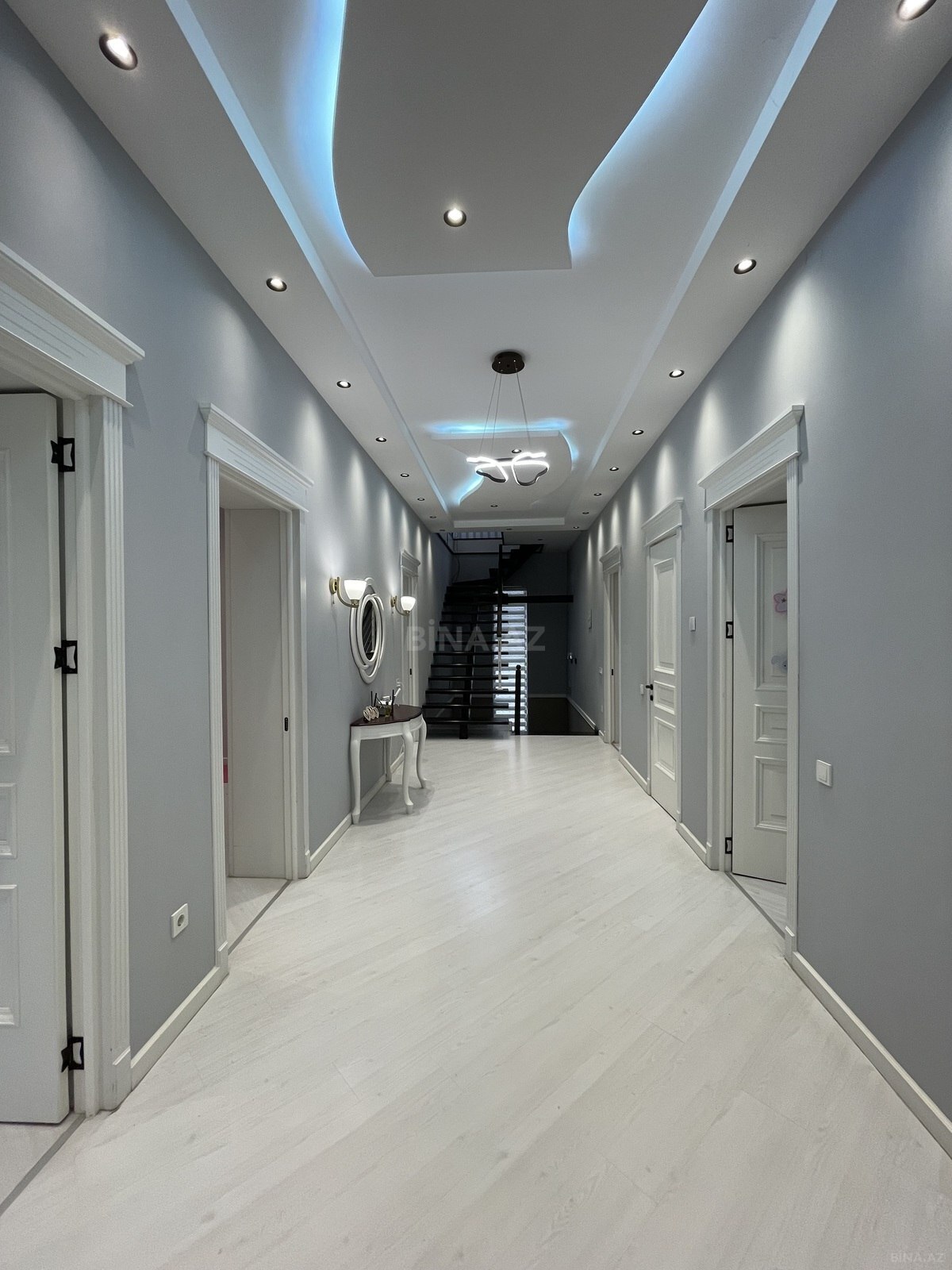 8 otaqlı Həyət evi/Bağ evi, Avtovağzal m., Bakı