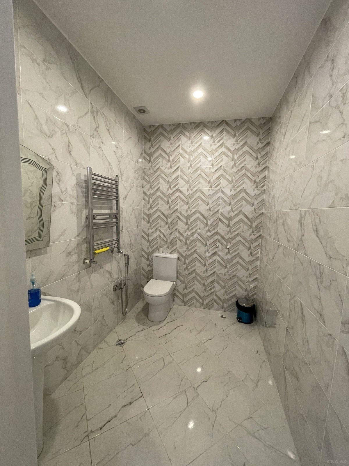 8 otaqlı Həyət evi/Bağ evi, Avtovağzal m., Bakı