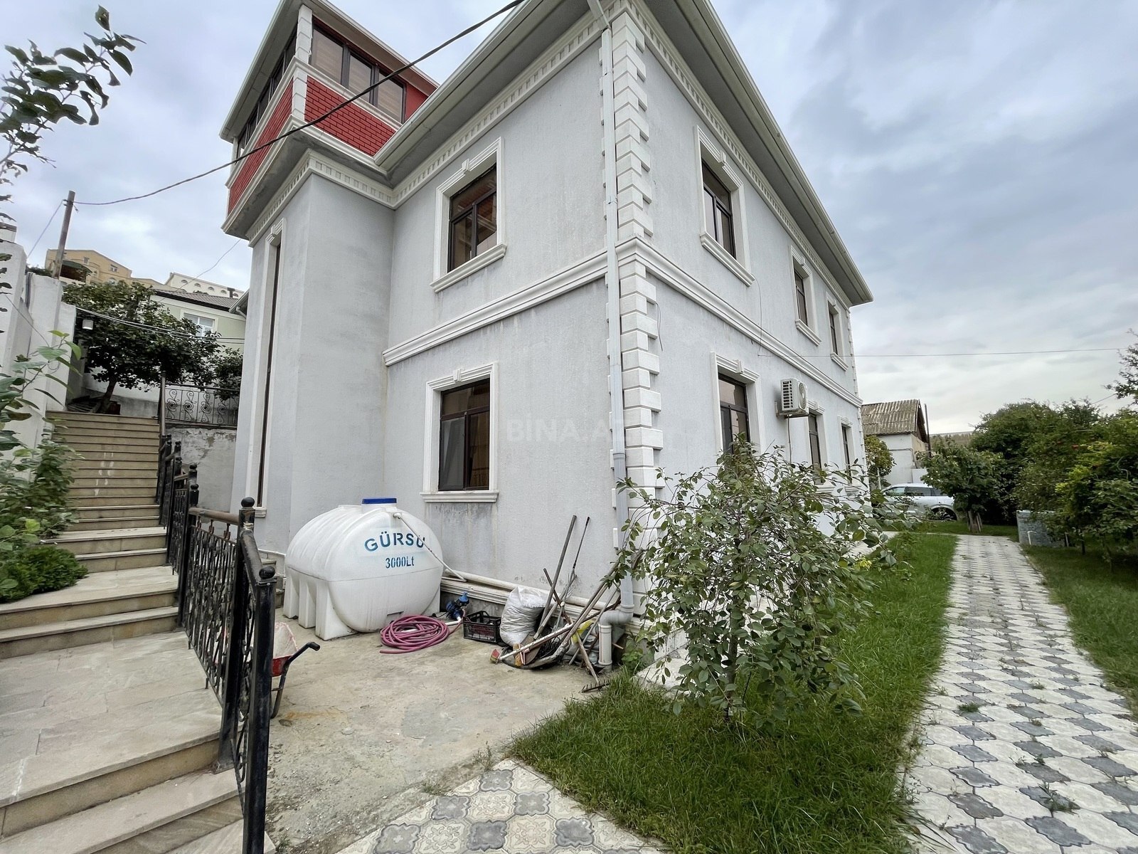 8 otaqlı Həyət evi/Bağ evi, Avtovağzal m., Bakı