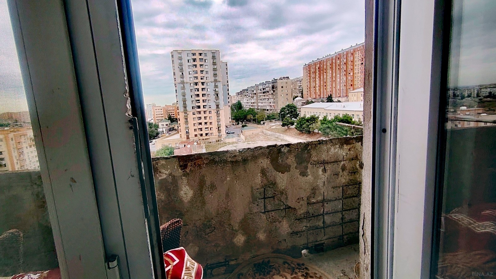 2 otaqlı Köhnə tikili, Yeni Günəşli q., Bakı