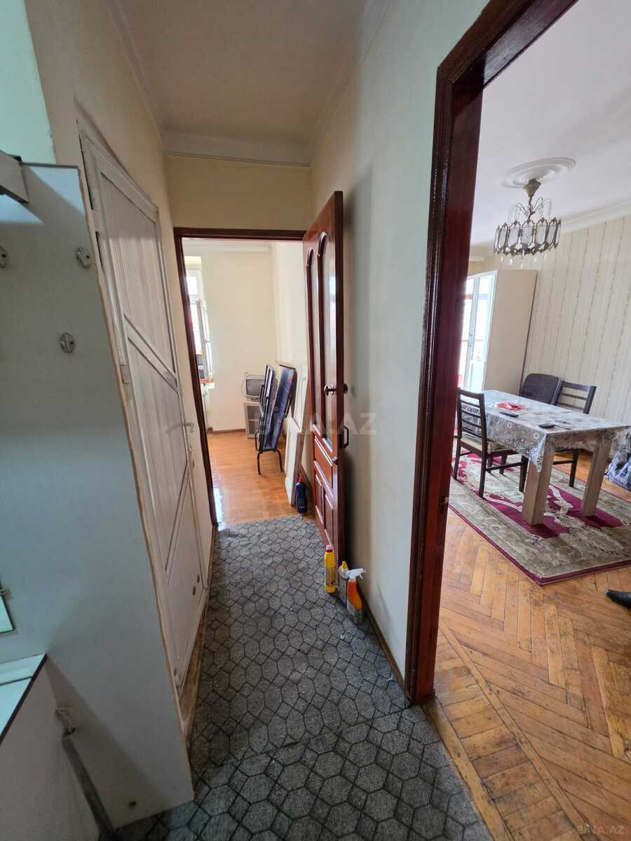 1 otaqlı Köhnə tikili, Elmlər Akademiyası m., Bakı