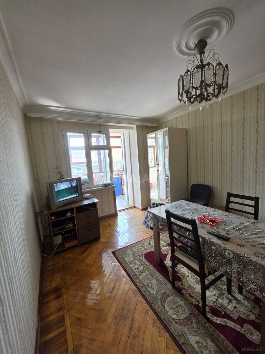1 otaqlı Köhnə tikili, Elmlər Akademiyası m., Bakı