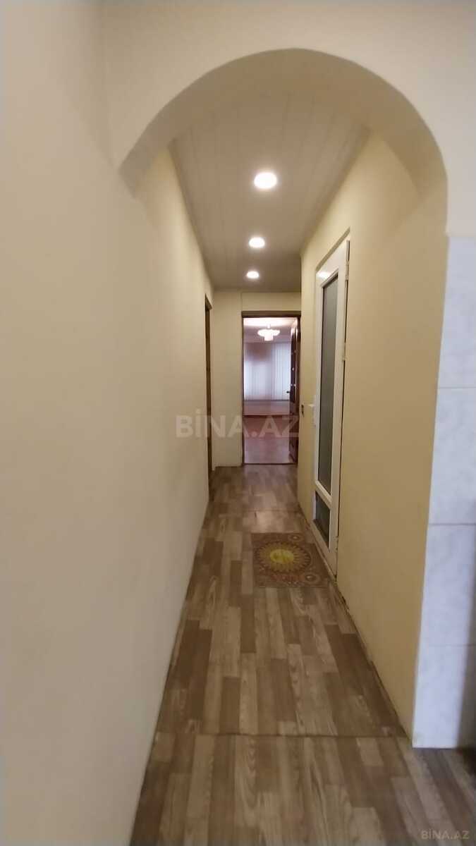 3 otaqlı Köhnə tikili, Elmlər Akademiyası m., Bakı