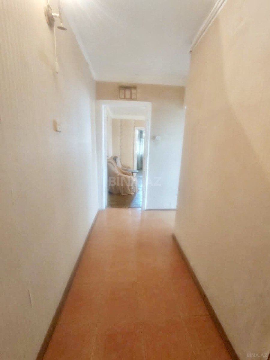 2 otaqlı Köhnə tikili, Neftçilər m., Bakı