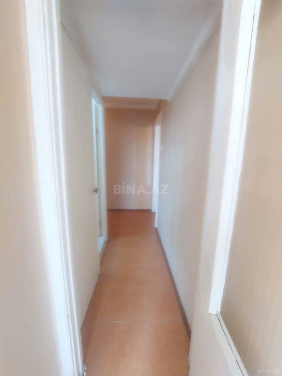 2 otaqlı Köhnə tikili, Neftçilər m., Bakı